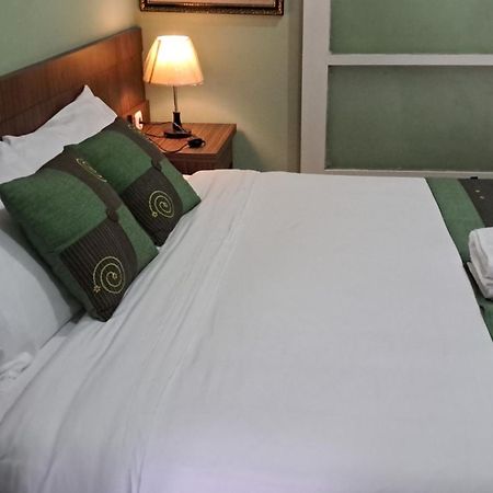 Griya Jene Homestay Syariah Ngabean Δωμάτιο φωτογραφία