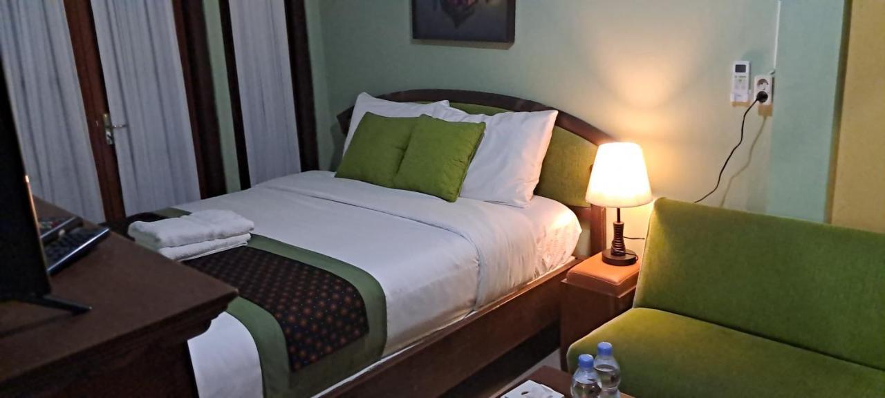 Griya Jene Homestay Syariah Ngabean Εξωτερικό φωτογραφία