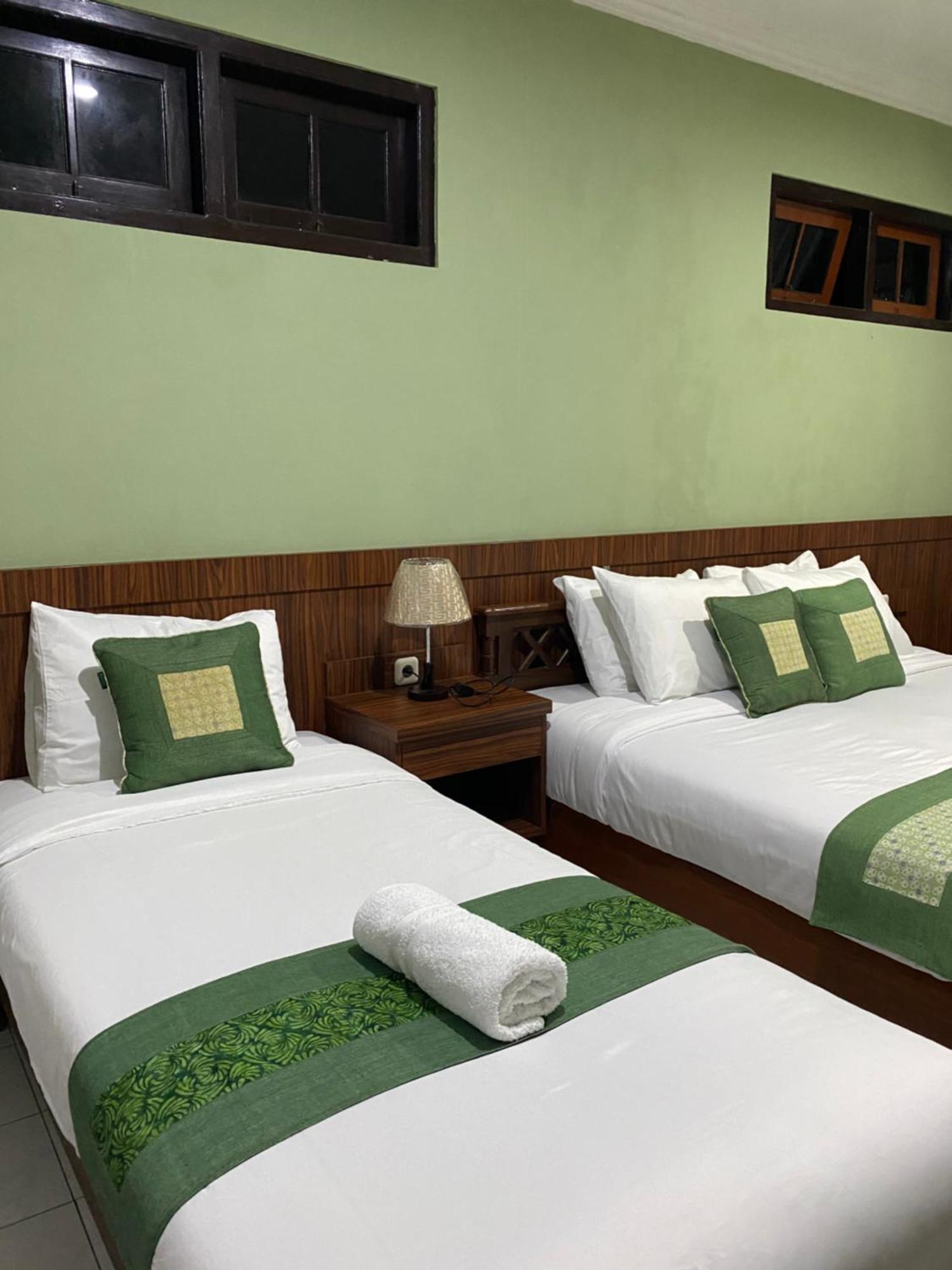Griya Jene Homestay Syariah Ngabean Εξωτερικό φωτογραφία